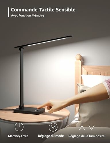 Lampe de chevet moderne avec commande tactile.